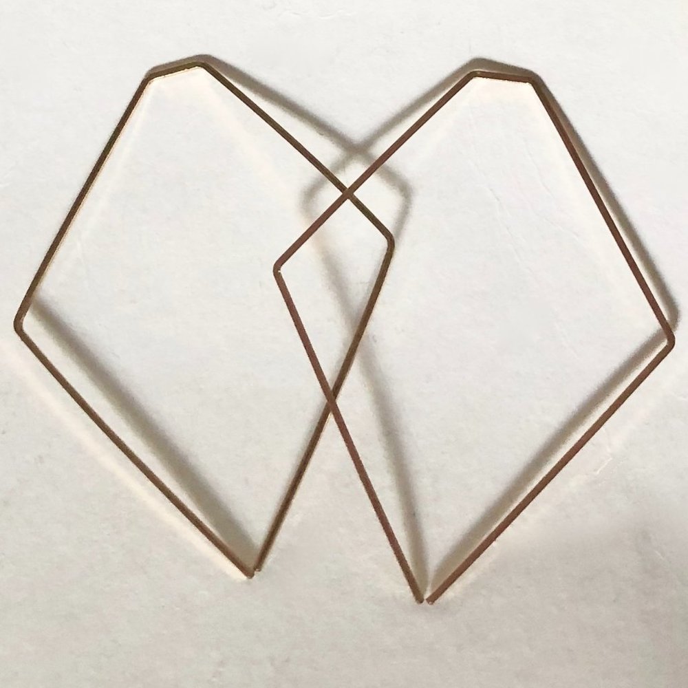 NWOT Kite Shaped Gold Filled Earrings